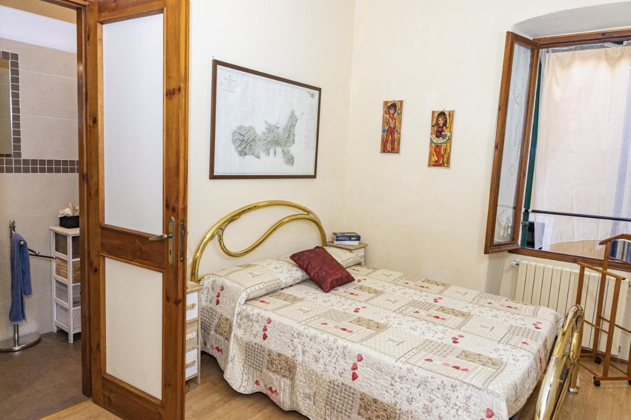 Centralissimo Trilocale Su Due Piani - Flavio House Sanremo Luaran gambar